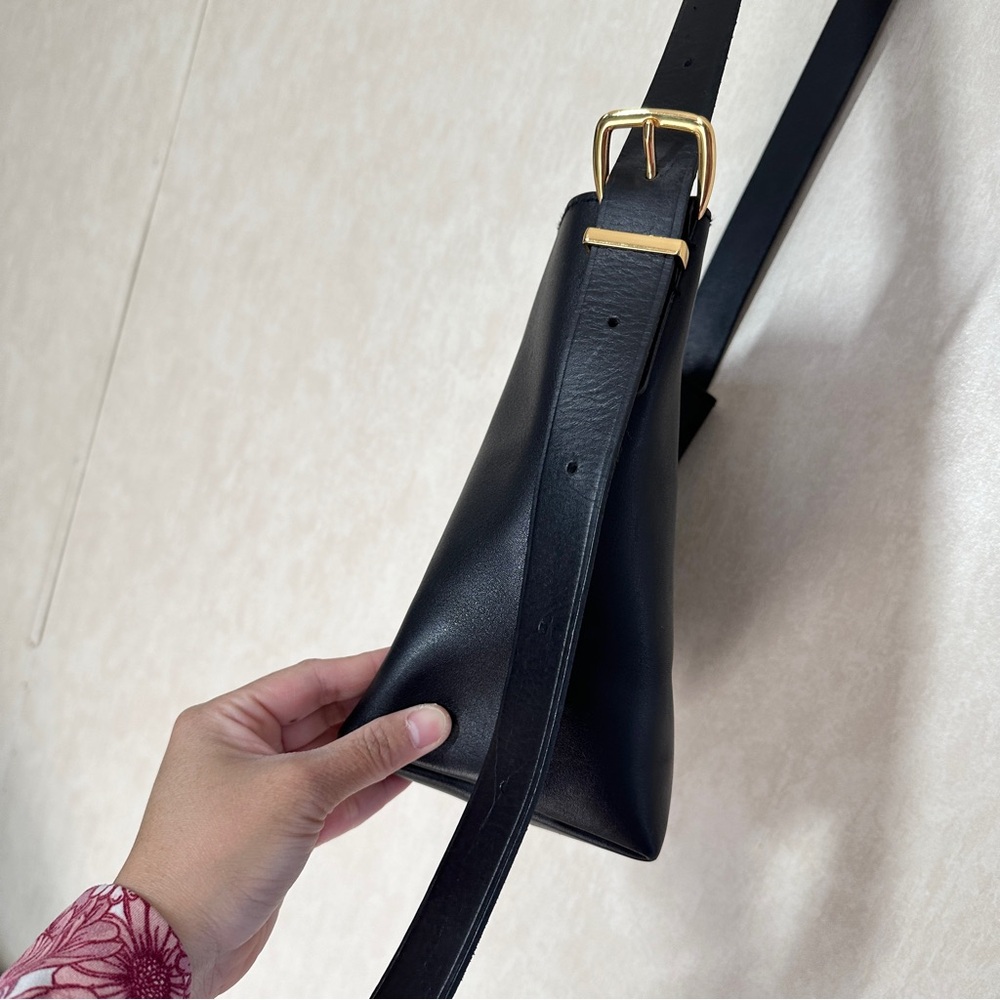 NWT Madewell Women’s The Essential Mini Bucket Tote Bag Crossbody Leather Black - Picture 9 of 16